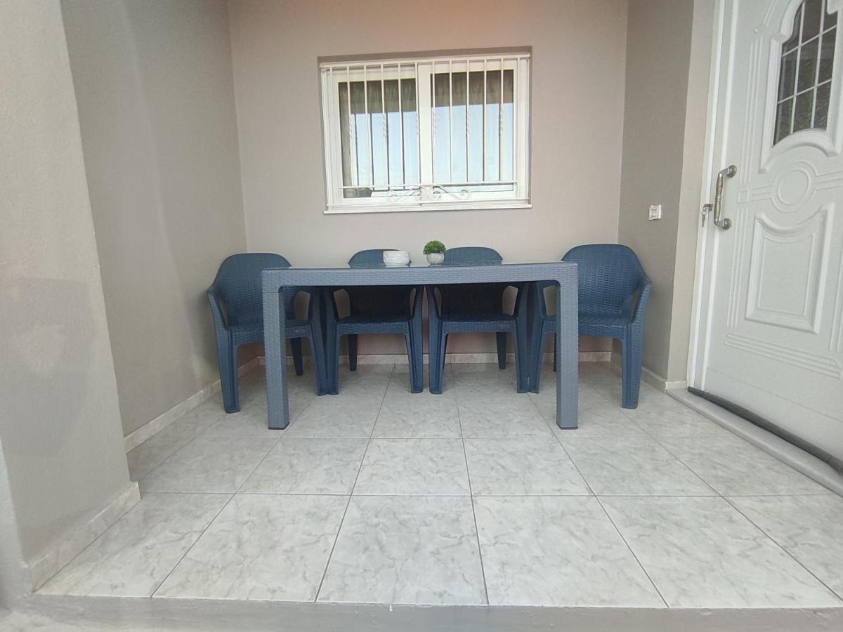 Nickthegreekapartment Galatás Buitenkant foto